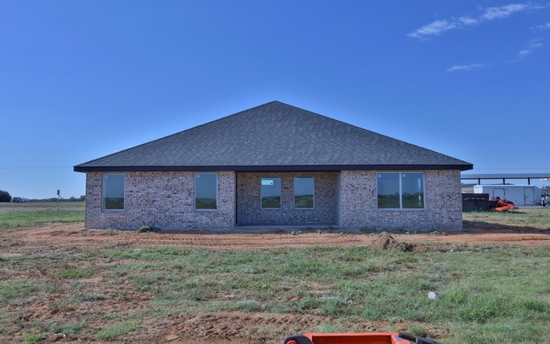 1611 Quanah Parker St, Plains, TX 79355, 4 Habitaciones Habitaciones , ,2 BañosBaños,Residential,En Venta,1611 Quanah Parker St,0,163436