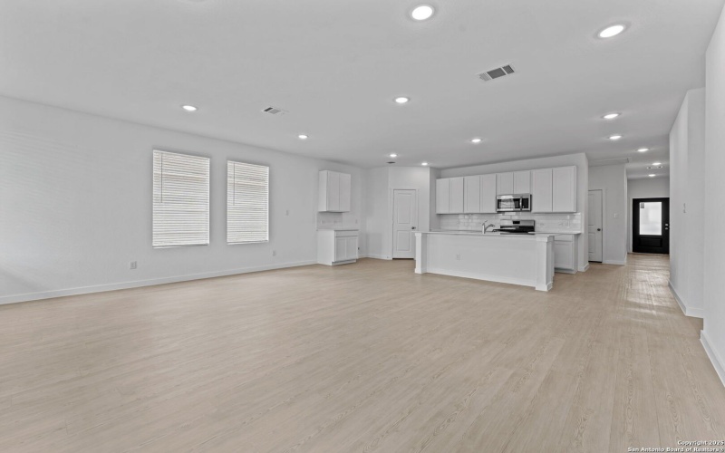 724 Horsetail Ln, New Braunfels, TX 78132, 3 Habitaciones Habitaciones , ,2 BañosBaños,Residential,En Venta,724 Horsetail Ln,0,1912684