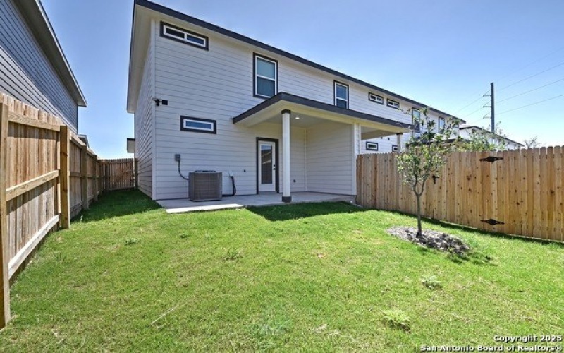 11319 Clearmine, San Antonio, TX 78224, ,8 BañosBaños,Residential Multi Family,En Venta,11319 Clearmine,0,1912756