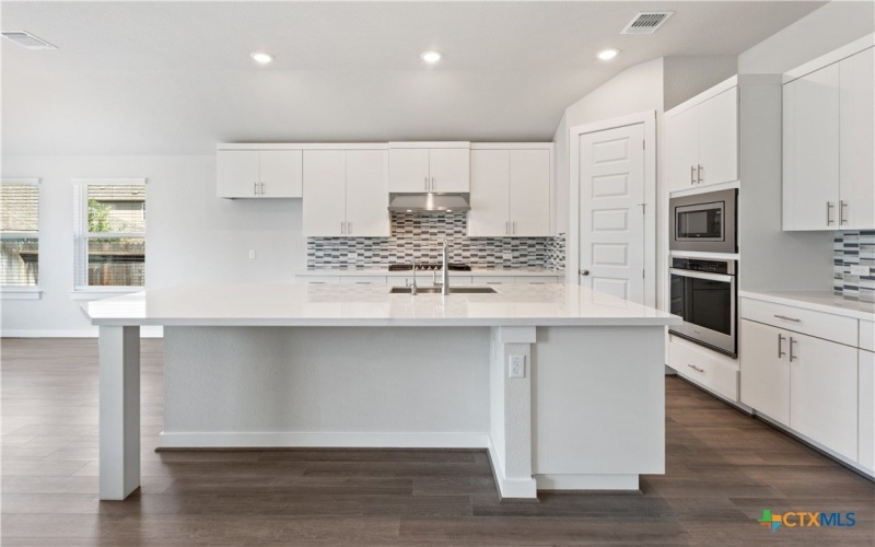 2258 Hoja Avenue, New Braunfels, TX 78132, 4 Bedrooms Bedrooms, ,3 BathroomsBathrooms,Residential,For Sale,2258 Hoja Avenue,0,594492