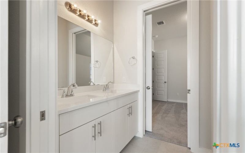 2258 Hoja Avenue, New Braunfels, TX 78132, 4 Bedrooms Bedrooms, ,3 BathroomsBathrooms,Residential,For Sale,2258 Hoja Avenue,0,594492
