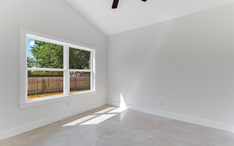 155 W Hickory Drive, Granite Shoals, TX 78654, 4 Habitaciones Habitaciones , ,3 BañosBaños,Residential,En Venta,155 W Hickory Drive,0,175271