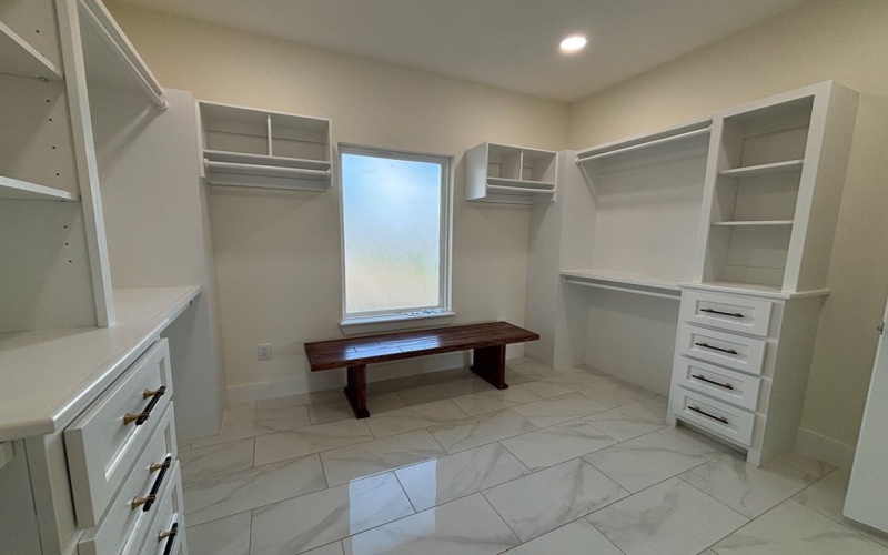 809 N CAMP STREET, Uvalde, TX 78801, 3 Bedrooms Bedrooms, ,2 BathroomsBathrooms,Residential,For Sale,809 N CAMP STREET,0,81713