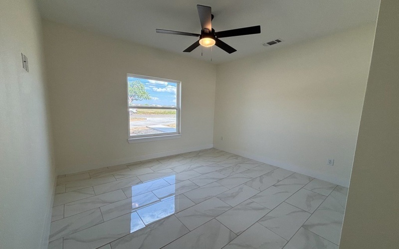 809 N CAMP STREET, Uvalde, TX 78801, 3 Bedrooms Bedrooms, ,2 BathroomsBathrooms,Residential,For Sale,809 N CAMP STREET,0,81713