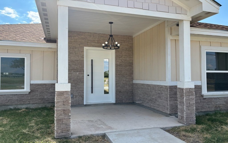 809 N CAMP STREET, Uvalde, TX 78801, 3 Bedrooms Bedrooms, ,2 BathroomsBathrooms,Residential,For Sale,809 N CAMP STREET,0,81713