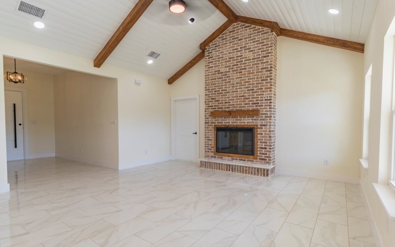 809 N CAMP STREET, Uvalde, TX 78801, 3 Bedrooms Bedrooms, ,2 BathroomsBathrooms,Residential,For Sale,809 N CAMP STREET,0,81713