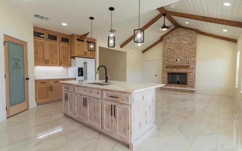 809 N CAMP STREET, Uvalde, TX 78801, 3 Bedrooms Bedrooms, ,2 BathroomsBathrooms,Residential,For Sale,809 N CAMP STREET,0,81713