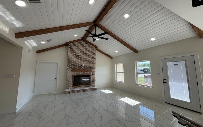 809 N CAMP STREET, Uvalde, TX 78801, 3 Bedrooms Bedrooms, ,2 BathroomsBathrooms,Residential,For Sale,809 N CAMP STREET,0,81713