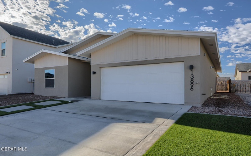 13896 Sky Ranger Avenue, El Paso, TX 79928, 3 Habitaciones Habitaciones , ,2 BañosBaños,Residential,En Venta,13896 Sky Ranger Avenue,0,931484