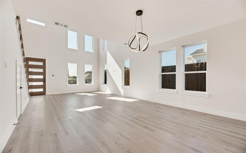 6046 Plum Dale Road, Dallas, TX 75241, 4 Bedrooms Bedrooms, ,2 BathroomsBathrooms,Residential,For Sale,6046 Plum Dale Road,0,21074335