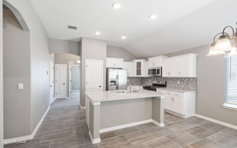 13865 Carolina ponce Avenue, El Paso, TX 79928, 4 Bedrooms Bedrooms, ,3 BathroomsBathrooms,Residential,For Sale,13865 Carolina ponce Avenue,921113