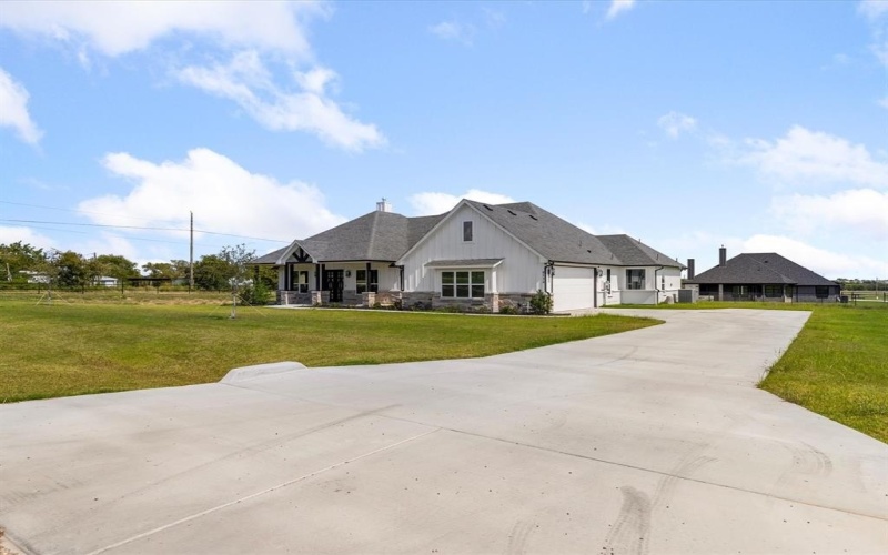 8524 Bronco Drive, Godley, TX 76044, 3 Bedrooms Bedrooms, ,2 BathroomsBathrooms,Residential,For Sale,8524 Bronco Drive,0,21075709