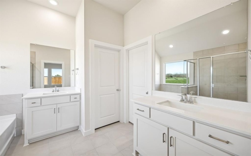 1537 Oakdale Drive, Kaufman, TX 75142, 3 Bedrooms Bedrooms, ,2 BathroomsBathrooms,Residential,For Sale,1537 Oakdale Drive,0,21078204