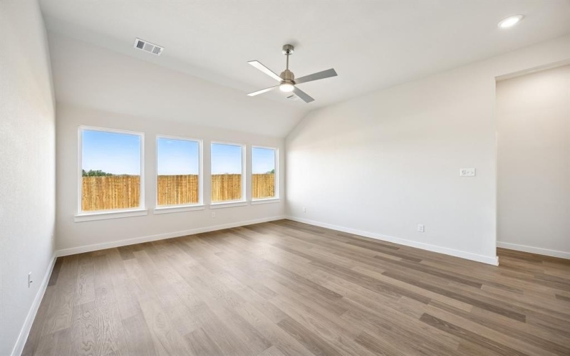 1537 Oakdale Drive, Kaufman, TX 75142, 3 Bedrooms Bedrooms, ,2 BathroomsBathrooms,Residential,For Sale,1537 Oakdale Drive,0,21078204