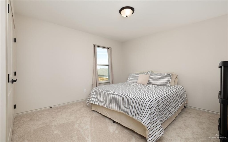 309 Central Park Street, Edinburg, TX 78541, 4 Habitaciones Habitaciones , ,2 BañosBaños,Residential,En Venta,309 Central Park Street,0,482397