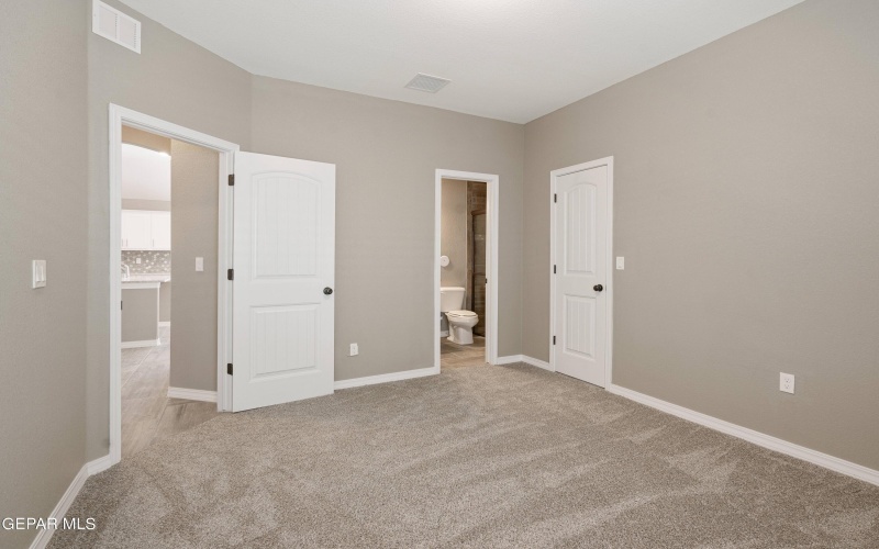 13821 Summer Valley Avenue, El Paso, TX 79928, 4 Habitaciones Habitaciones , ,3 BañosBaños,Residential,En Venta,13821 Summer Valley Avenue,921115