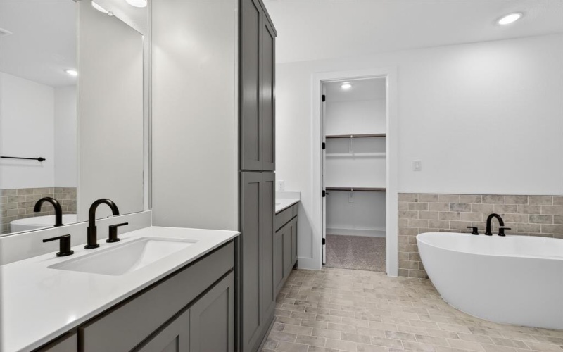 1837 Rustic Vine Road, Mesquite, TX 75181, 5 Bedrooms Bedrooms, ,3 BathroomsBathrooms,Residential,For Sale,1837 Rustic Vine Road,0,21078376