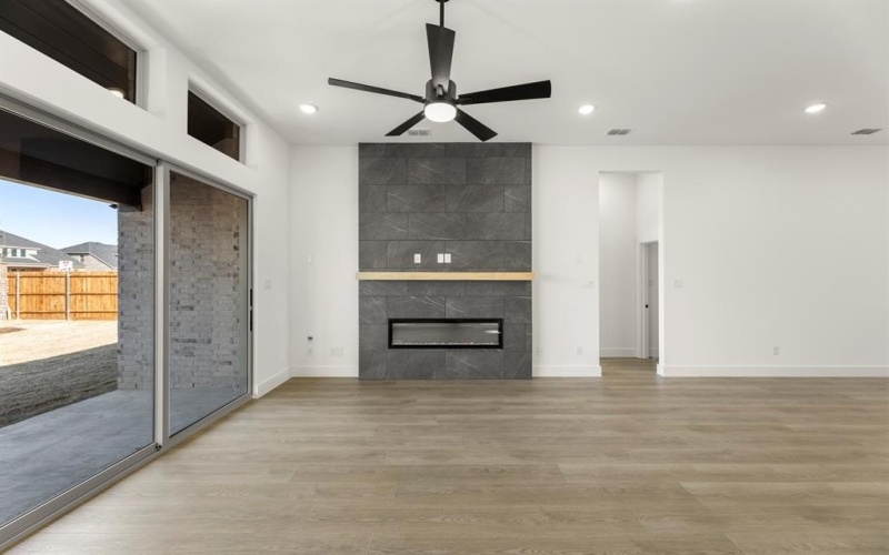 1704 Canals Drive, Little Elm, TX 75068, 4 Bedrooms Bedrooms, ,3 BathroomsBathrooms,Residential,For Sale,1704 Canals Drive,0,21078434