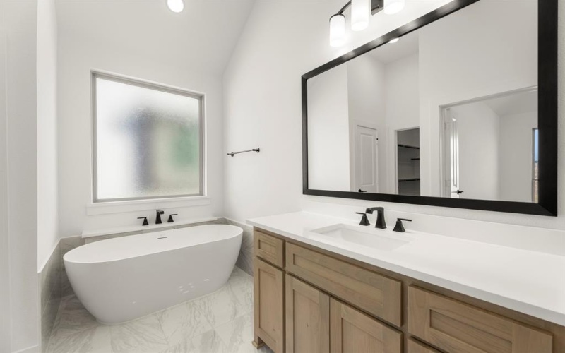 1704 Canals Drive, Little Elm, TX 75068, 4 Bedrooms Bedrooms, ,3 BathroomsBathrooms,Residential,For Sale,1704 Canals Drive,0,21078434