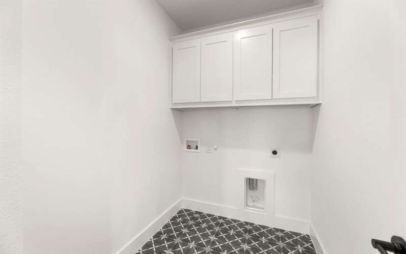 1704 Canals Drive, Little Elm, TX 75068, 4 Bedrooms Bedrooms, ,3 BathroomsBathrooms,Residential,For Sale,1704 Canals Drive,0,21078434