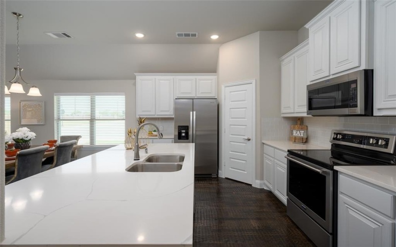 14549 Flossie Street, Pilot Point, TX 75009, 4 Bedrooms Bedrooms, ,2 BathroomsBathrooms,Residential,For Sale,14549 Flossie Street,0,21078478