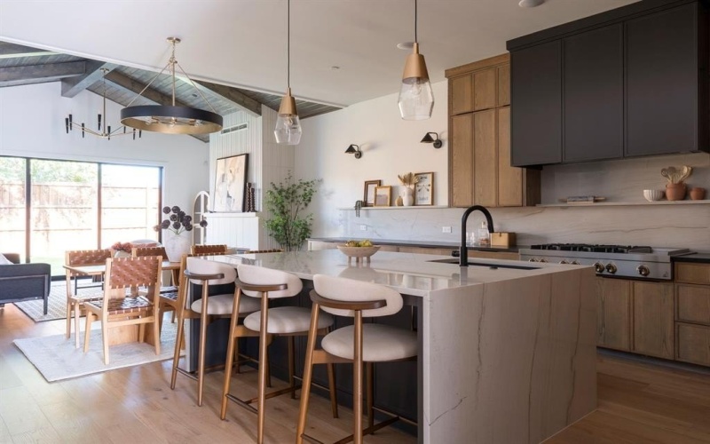 2971 Kosse Court, Grapevine, TX 76051, 4 Bedrooms Bedrooms, ,5 BathroomsBathrooms,Residential,For Sale,2971 Kosse Court,0,21078575