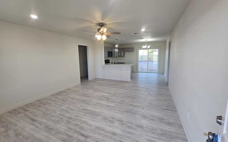 1718 La Follette St, San Angelo, TX 76905, 3 Habitaciones Habitaciones , ,2 BañosBaños,Residential,En Venta,1718 La Follette St,0,129270