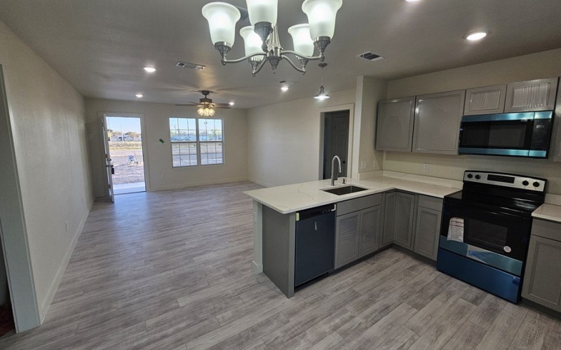 1722 La Follette St, San Angelo, TX 76905, 3 Habitaciones Habitaciones , ,2 BañosBaños,Residential,En Venta,1722 La Follette St,0,129271