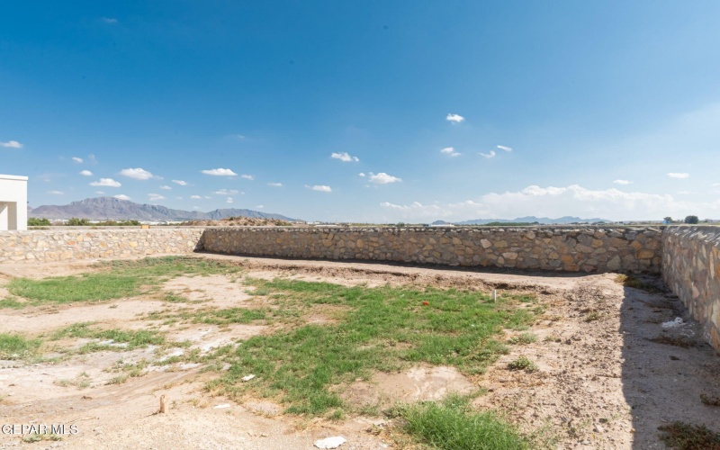 304 RIO DEL RANCHO Court, El Paso, TX 79932, 5 Bedrooms Bedrooms, ,1 BathroomBathrooms,Residential,For Sale,304 RIO DEL RANCHO Court,0,930710