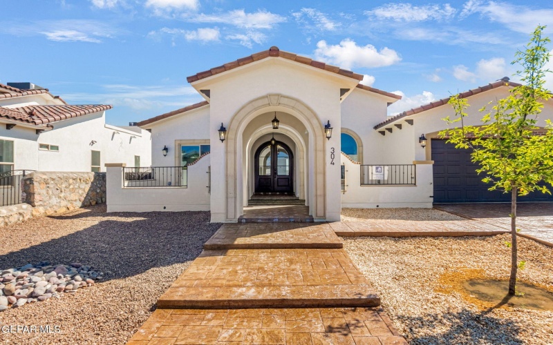 304 RIO DEL RANCHO Court, El Paso, TX 79932, 5 Bedrooms Bedrooms, ,1 BathroomBathrooms,Residential,For Sale,304 RIO DEL RANCHO Court,0,930710