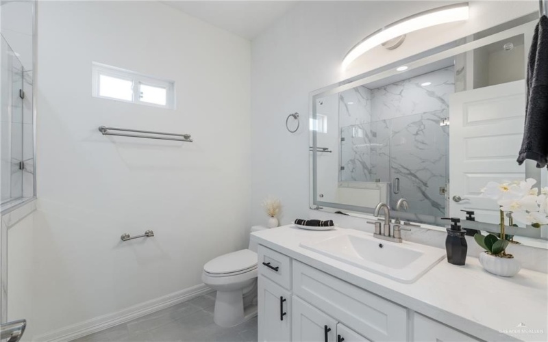 2112 N 28th Street, Hidalgo, TX 78557, 3 Bedrooms Bedrooms, ,2 BathroomsBathrooms,Residential,For Sale,2112 N 28th Street,0,482447