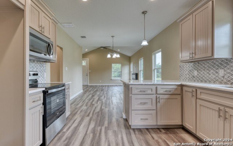 954 Ridge Trail, Spring Branch, TX 78070, 3 Bedrooms Bedrooms, ,2 BathroomsBathrooms,Residential,For Sale,954 Ridge Trail,0,1912886