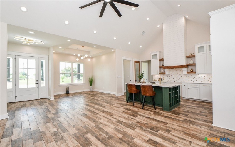 595 Buckskin Drive, Palacios, TX 77465, 3 Bedrooms Bedrooms, ,2 BathroomsBathrooms,Residential,For Sale,595 Buckskin Drive,0,594537