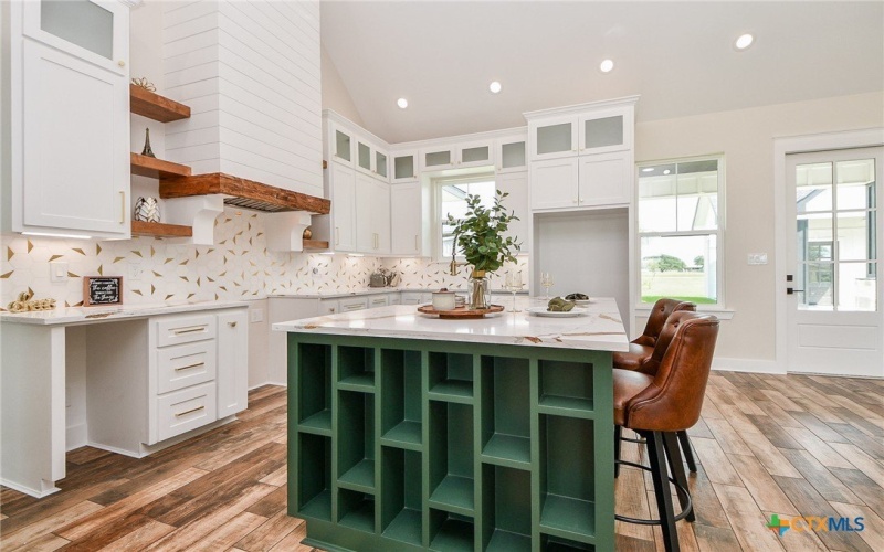 595 Buckskin Drive, Palacios, TX 77465, 3 Bedrooms Bedrooms, ,2 BathroomsBathrooms,Residential,For Sale,595 Buckskin Drive,0,594537