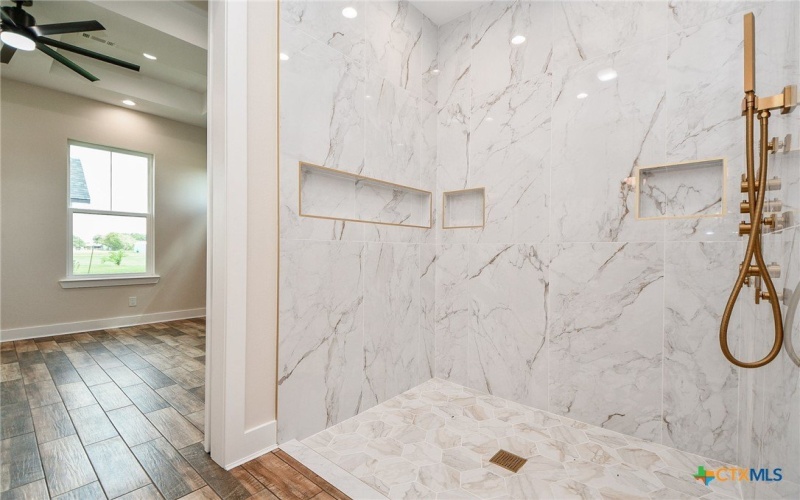 595 Buckskin Drive, Palacios, TX 77465, 3 Bedrooms Bedrooms, ,2 BathroomsBathrooms,Residential,For Sale,595 Buckskin Drive,0,594537