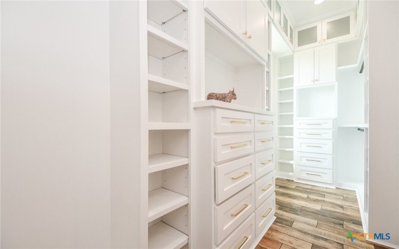 595 Buckskin Drive, Palacios, TX 77465, 3 Bedrooms Bedrooms, ,2 BathroomsBathrooms,Residential,For Sale,595 Buckskin Drive,0,594537