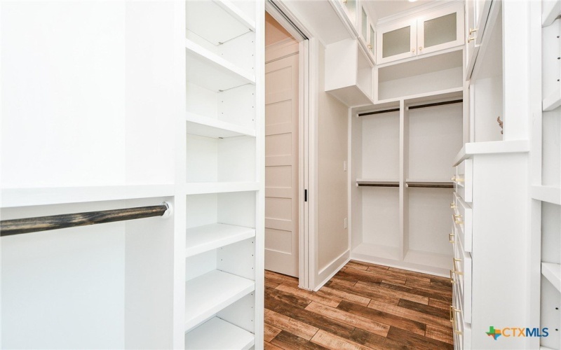 595 Buckskin Drive, Palacios, TX 77465, 3 Bedrooms Bedrooms, ,2 BathroomsBathrooms,Residential,For Sale,595 Buckskin Drive,0,594537