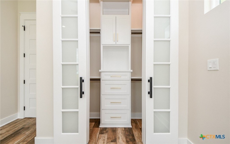 595 Buckskin Drive, Palacios, TX 77465, 3 Bedrooms Bedrooms, ,2 BathroomsBathrooms,Residential,For Sale,595 Buckskin Drive,0,594537