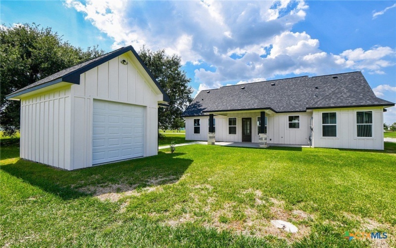 595 Buckskin Drive, Palacios, TX 77465, 3 Bedrooms Bedrooms, ,2 BathroomsBathrooms,Residential,For Sale,595 Buckskin Drive,0,594537