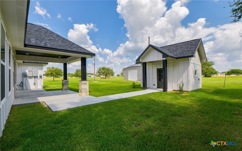 595 Buckskin Drive, Palacios, TX 77465, 3 Bedrooms Bedrooms, ,2 BathroomsBathrooms,Residential,For Sale,595 Buckskin Drive,0,594537