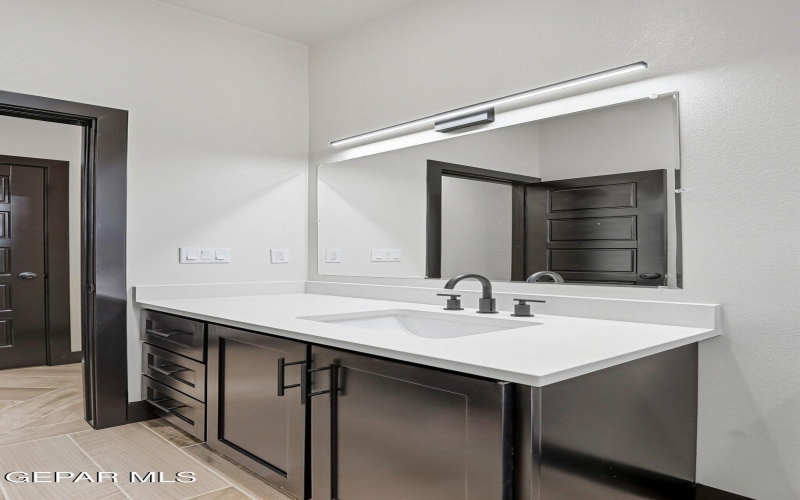 1336 Syrian Desert Drive, Chaparral, NM 88081, 4 Habitaciones Habitaciones , ,1 BañoBaños,Residential,En Venta,1336 Syrian Desert Drive,0,931521