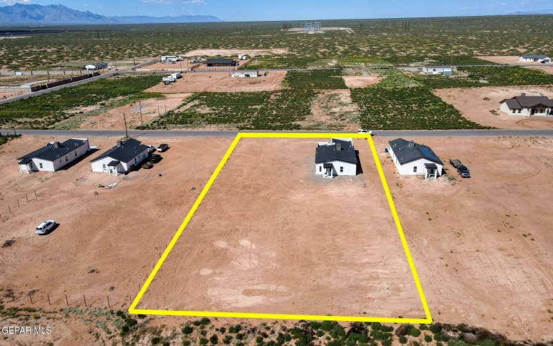 1336 Syrian Desert Drive, Chaparral, NM 88081, 4 Habitaciones Habitaciones , ,1 BañoBaños,Residential,En Venta,1336 Syrian Desert Drive,0,931521