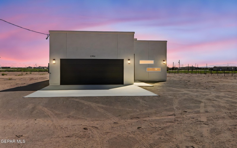 1336 Syrian Desert Drive, Chaparral, NM 88081, 4 Habitaciones Habitaciones , ,1 BañoBaños,Residential,En Venta,1336 Syrian Desert Drive,0,931521