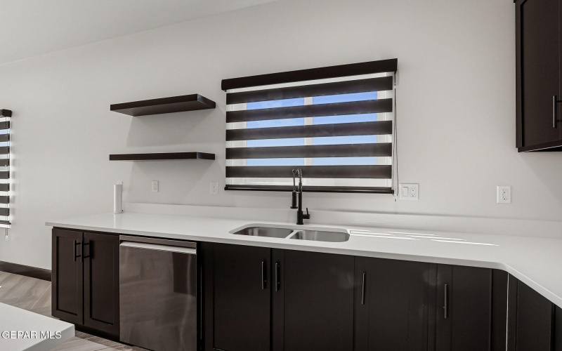 1336 Syrian Desert Drive, Chaparral, NM 88081, 4 Habitaciones Habitaciones , ,1 BañoBaños,Residential,En Venta,1336 Syrian Desert Drive,0,931521