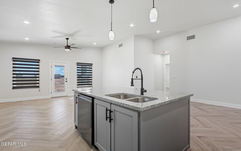 1380 KALAHARI DESERT Drive, Chaparral, NM 88081, 3 Bedrooms Bedrooms, ,1 BathroomBathrooms,Residential,For Sale,1380 KALAHARI DESERT Drive,0,931525