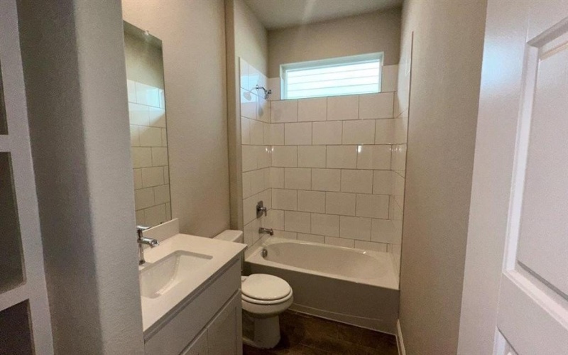 2617 MCCORMICK Street, Denton, TX 76205, 4 Bedrooms Bedrooms, ,2 BathroomsBathrooms,Residential,For Sale,2617 MCCORMICK Street,0,21075420