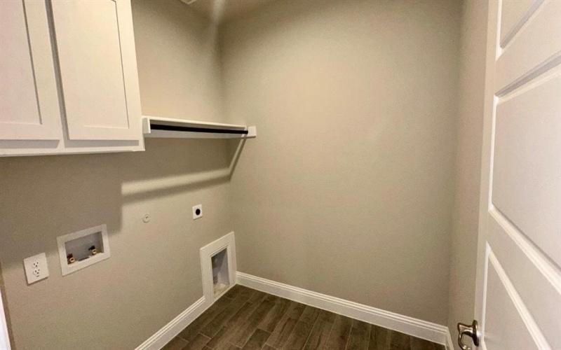 2617 MCCORMICK Street, Denton, TX 76205, 4 Bedrooms Bedrooms, ,2 BathroomsBathrooms,Residential,For Sale,2617 MCCORMICK Street,0,21075420
