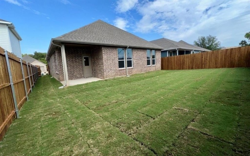 2617 MCCORMICK Street, Denton, TX 76205, 4 Bedrooms Bedrooms, ,2 BathroomsBathrooms,Residential,For Sale,2617 MCCORMICK Street,0,21075420