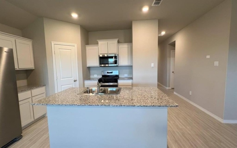 8405 BELTMILL Parkway, Fort Worth, TX 76131, 4 Bedrooms Bedrooms, ,2 BathroomsBathrooms,Residential,For Sale,8405 BELTMILL Parkway,0,21076131