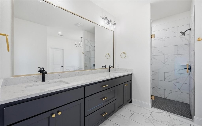 1033 Arbor Vista Drive, Azle, TX 76023, 4 Habitaciones Habitaciones , ,2 BañosBaños,Residential,En Venta,1033 Arbor Vista Drive,0,21078689